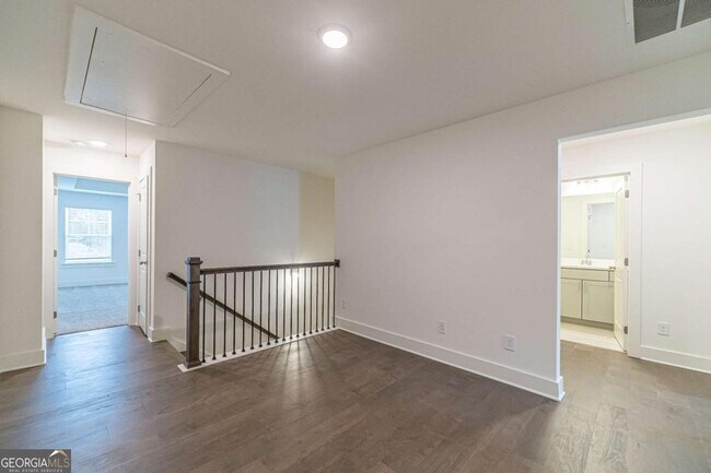 Building Photo - 56 Garrison Dr