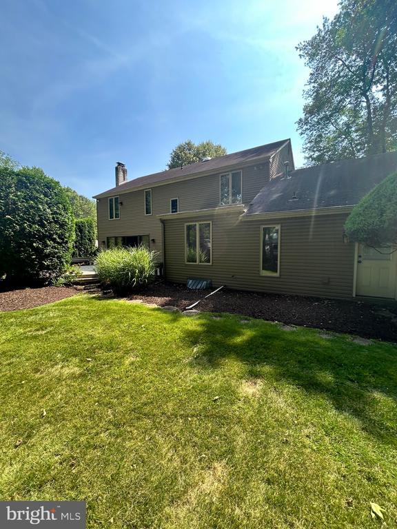 Building Photo - 548 Nottingham Dr