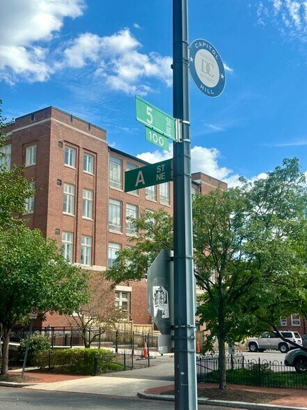 Building Photo - 510 A St NE