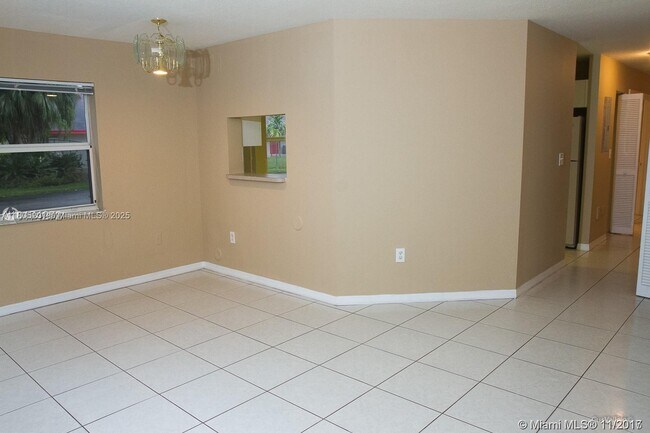 Building Photo - 14311 SW 96th St