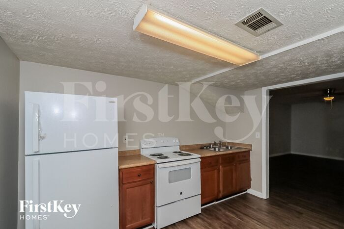 Building Photo - 3138 Evonshire Ln