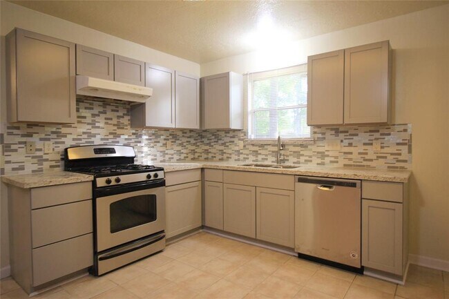 Building Photo - 21826 Raven Tree Ct