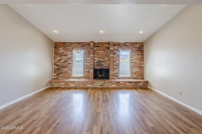 Building Photo - 7707 S Kenwood Ln