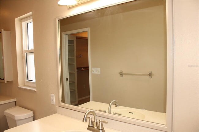 Building Photo - 4215 18th Ave Dr W
