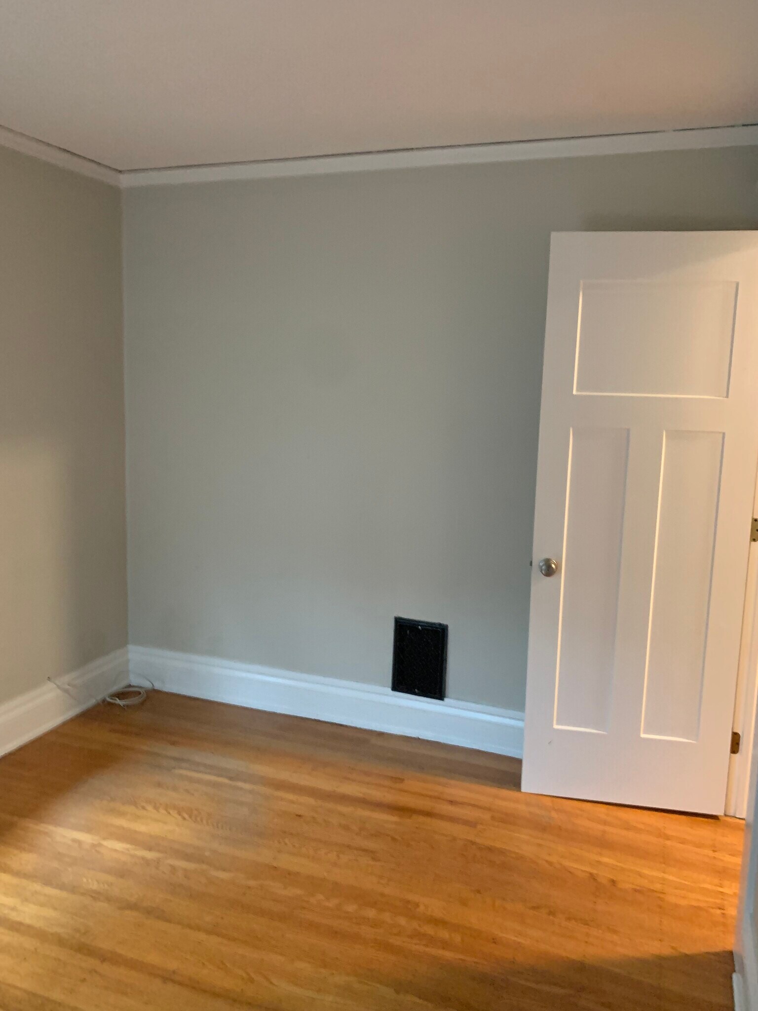 Building Photo - 152 Rosedale St