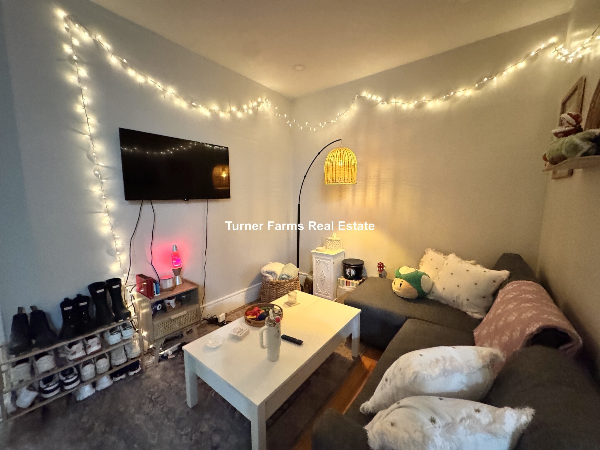 Building Photo - 91 Hudson St