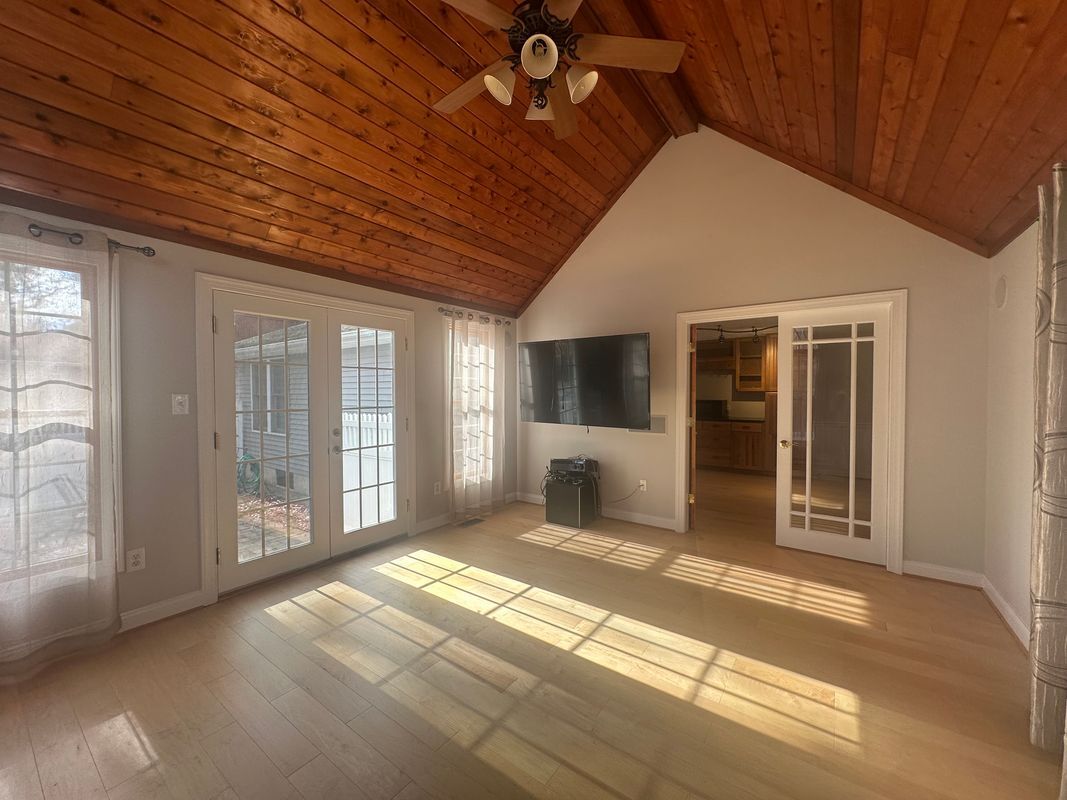 Building Photo - 804 Mason Rd