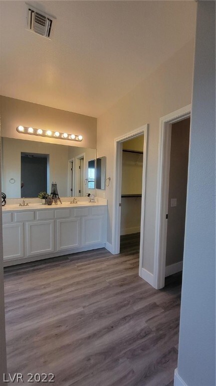 Building Photo - 10580 Olympic Pine Dr