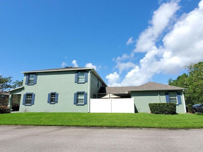 Building Photo - 14731 Driftwater Dr