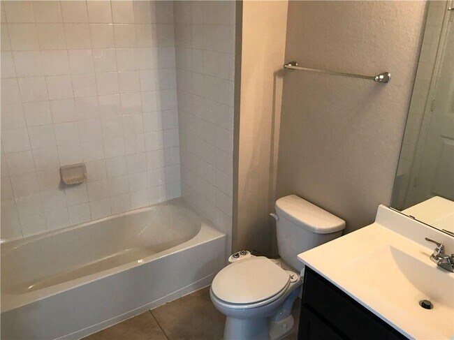 Building Photo - 6501 Kauai Ln