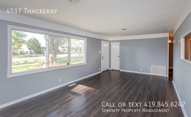 Building Photo - 4517 Thackeray Rd