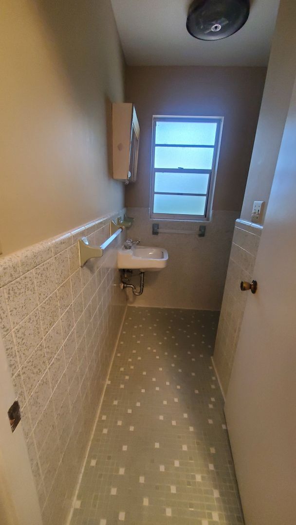 Building Photo - Large 3 Bedroom, 2.5 Bath with large Den and Family Room in Rainbows End, Dunnellon, FL