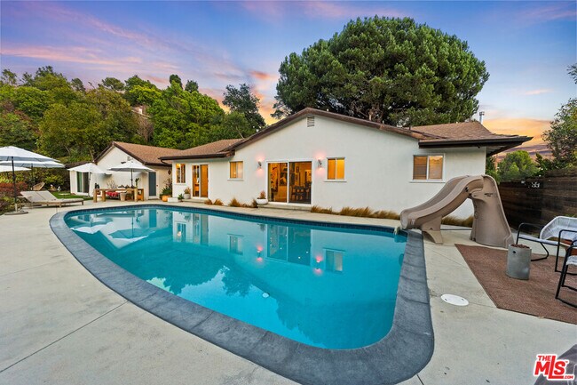 Building Photo - 2316 Laurelmont Pl