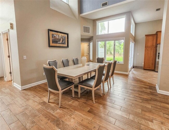 Building Photo - 1 Bay Pointe Dr