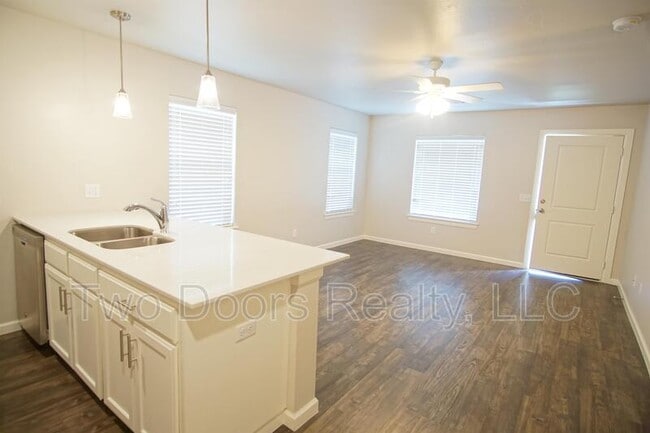 Building Photo - 11520 Keystone Cir