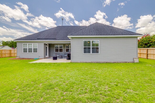 Building Photo - 106 Cobbleton Dr