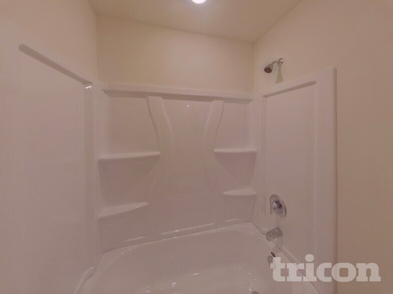 Building Photo - 304 Trulove Ln