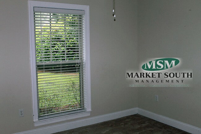 Building Photo - MOSSWOOD PLANTATION SUBDIVISION.- HWY 17 BTWN BERWICK & 204