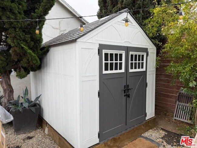 Building Photo - 409 Westminster Ave