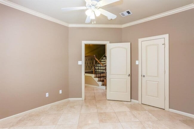 Building Photo - Stylish 3-Bedroom Home in Prime Houston Location!