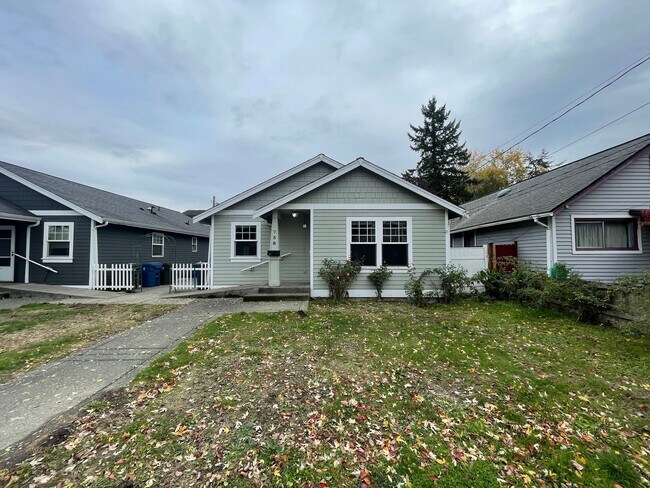 Primary Photo - Kent - Cozy 3 bedroom / 2 bathroom Rambler