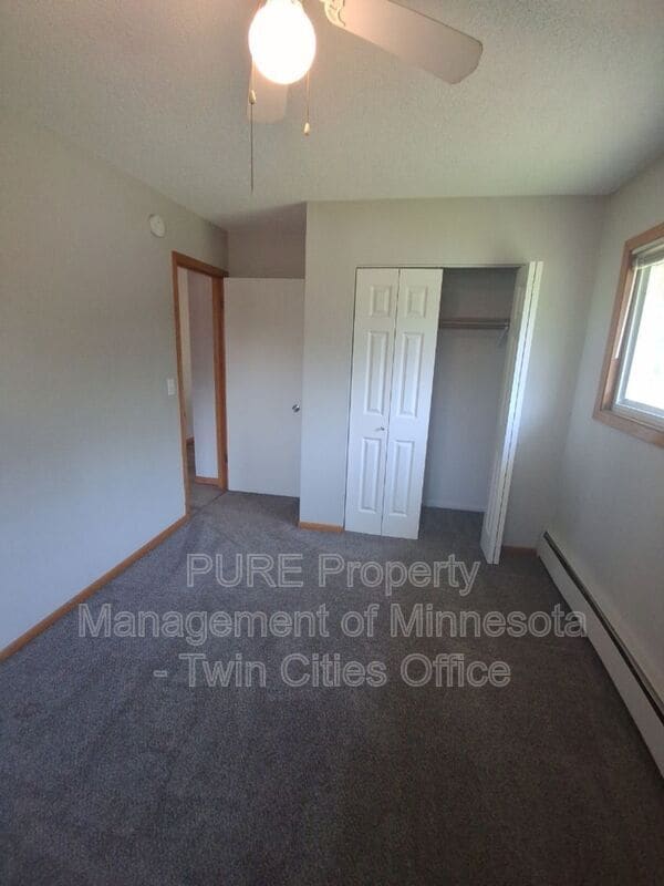 Building Photo - 5848 2nd St NE
