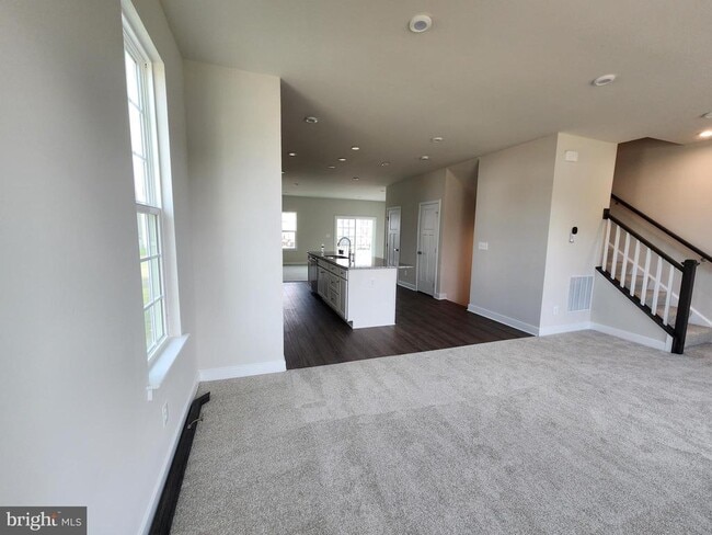 Building Photo - 844 New Castle Landing Dr