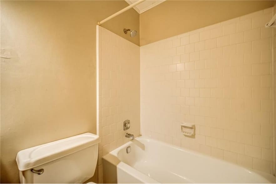 Building Photo - 10385 Rillridge Ct