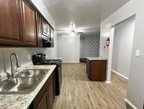 Building Photo - Dolson Arms Apartments