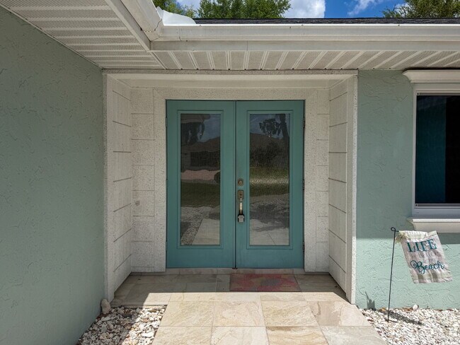 Building Photo - 153 Hourglass Dr