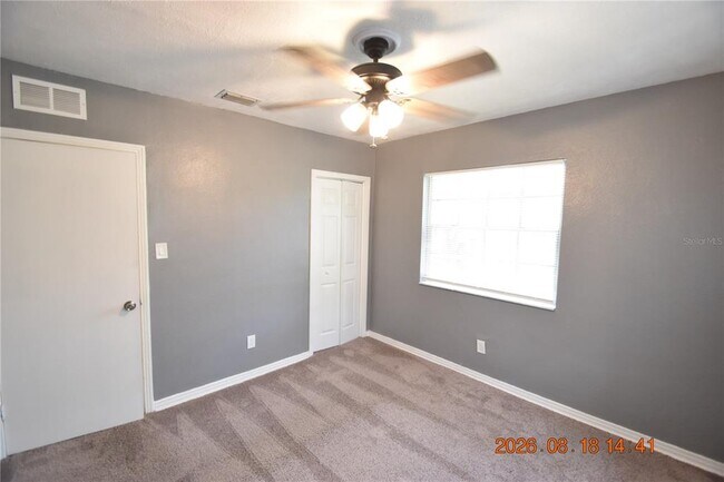 Building Photo - 212 N Clearview Ave