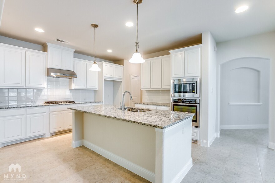 Building Photo - 3301 Damsel Sauvage Ln