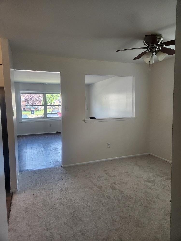 Dining room to LR - 1100 Vincent Rd