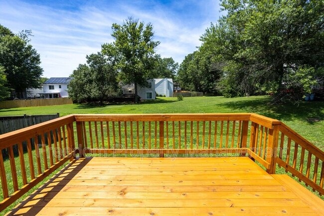 Building Photo - 10116 Wimbledon Ct