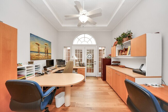 Building Photo - 19 Wild Meadow Ct