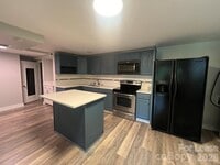 Building Photo - 1117 Mineral Springs Rd