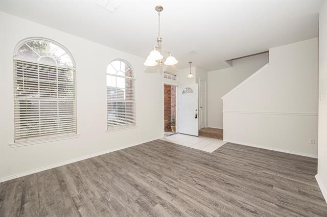 Building Photo - 1305 Auburn Dr