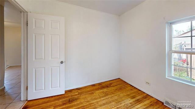Building Photo - 810 Lowell Blvd