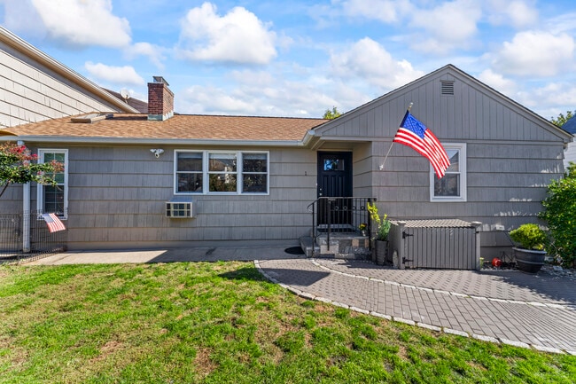 Building Photo - 88 Dean St