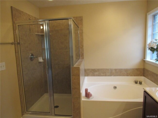 Building Photo - 3524 Claiborne Cir