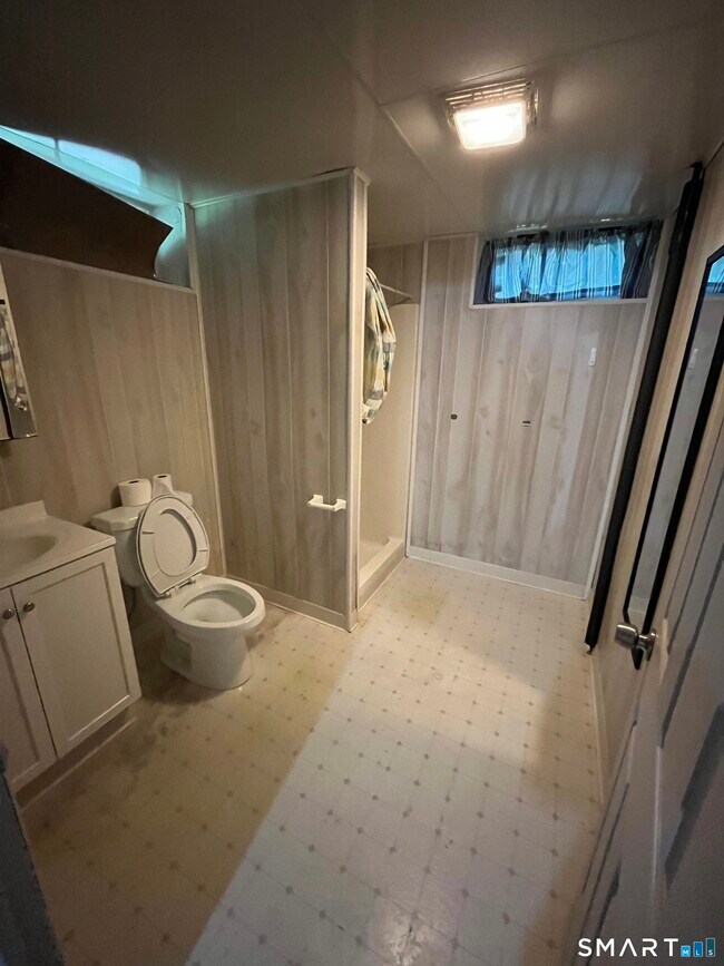 Building Photo - 332 Richmond Rd