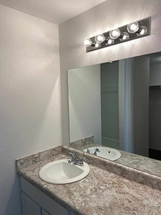 Building Photo - *Pre-Leasing* Three Bedroom | Two Bathroom Home in Faulkner Crossing