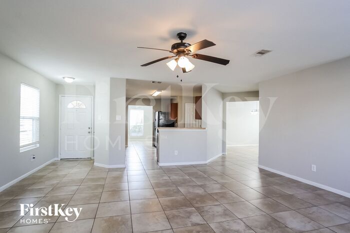Building Photo - 9805 Hyacinth Way
