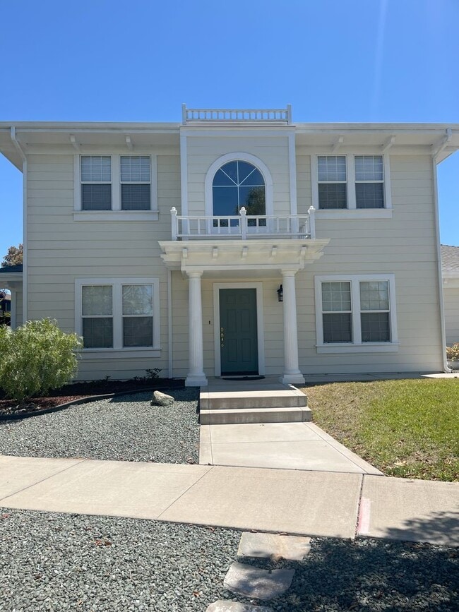 Primary Photo - Available Now – 4 Bedroom Home in Desirabl...