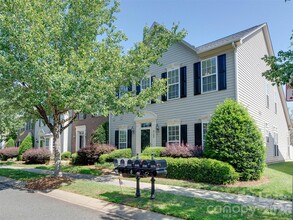Building Photo - 8164 Bridgegate Dr