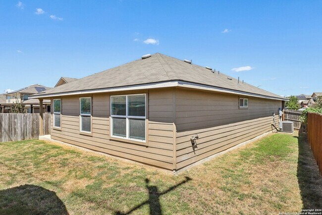 Building Photo - 6906 Quantum Lp