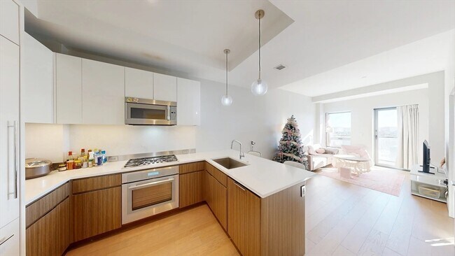 Building Photo - 100 Shawmut Ave