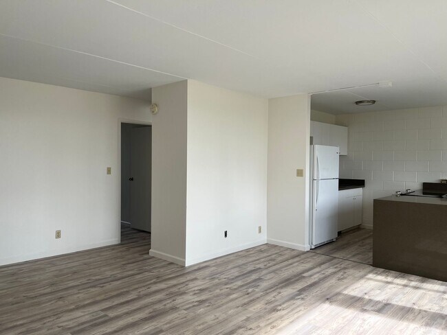 Building Photo - Mililani Area - Nahoa apts 2 bedrooms, 1 bath unit with 1 parking - Avail 4/1/26