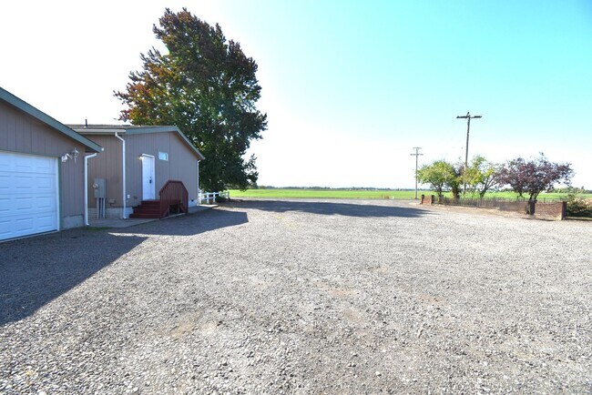 Building Photo - 35719 Engel Rd SE