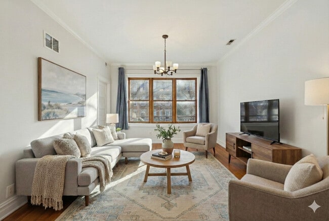 Building Photo - 2332 W Superior St